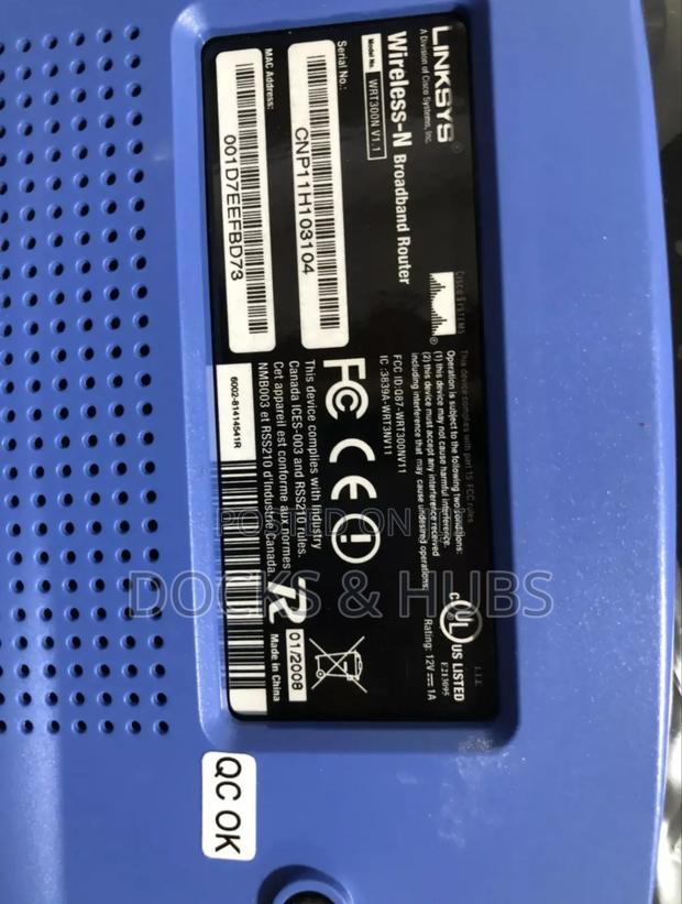 Linksys Wrt300n Wireless-N 4-Port Broadband Router With Mimo · Photo 6