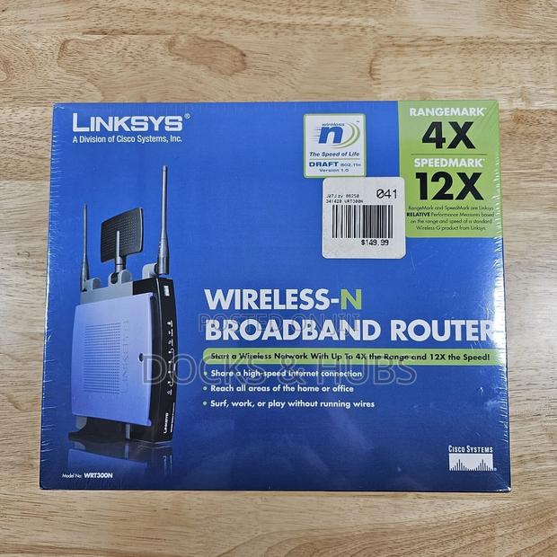 Linksys Wrt300n Wireless-N 4-Port Broadband Router With Mimo · Photo 1