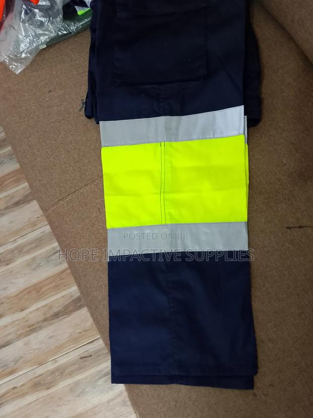 Quality Mining Trousers With Reflectors. · Photo 5