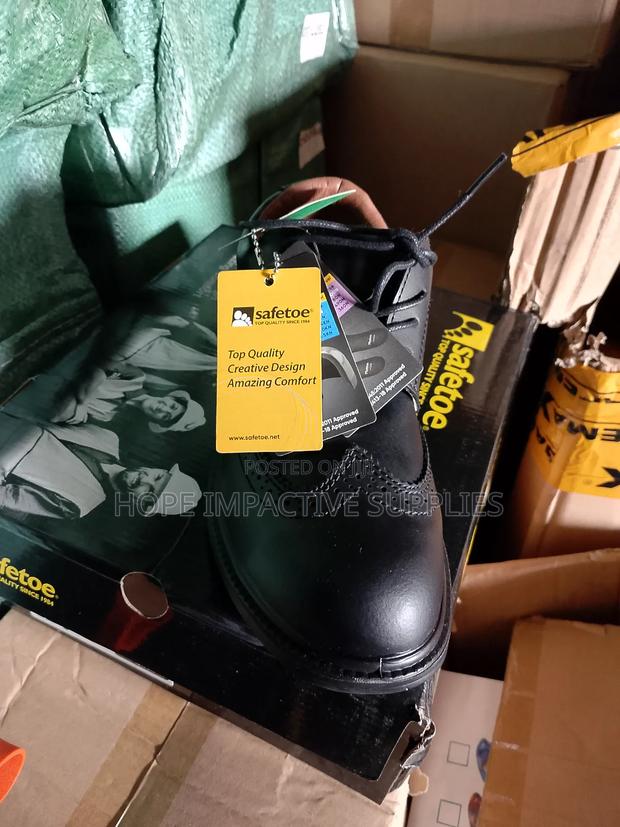 Executive Safetoe Shoe. · Photo 4