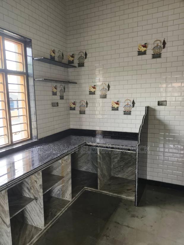 Tiles Jobs Wall And Floor. · Photo 7