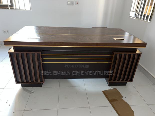 1.8m Mdf L Shape Executive Table · Photo 2