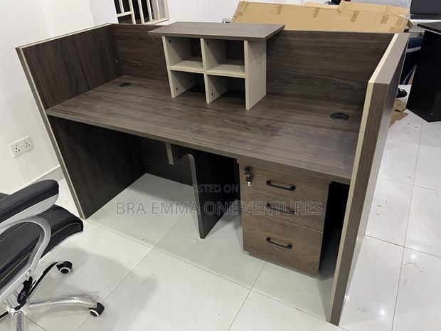 Front Desk · Photo 3