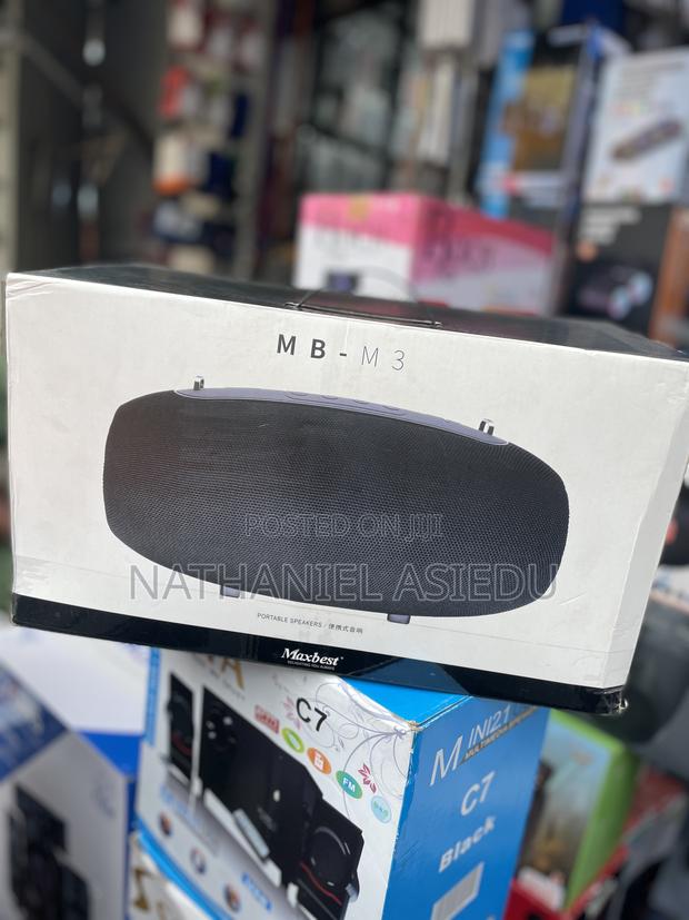 Mb - M3 Portable Waterproof Extra Bass Bluetooth Speaker · Photo 2