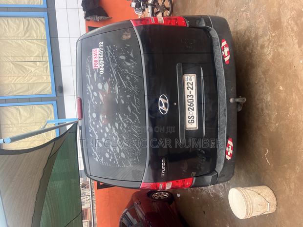 Hyundai H1 2009 Black · Photo 7