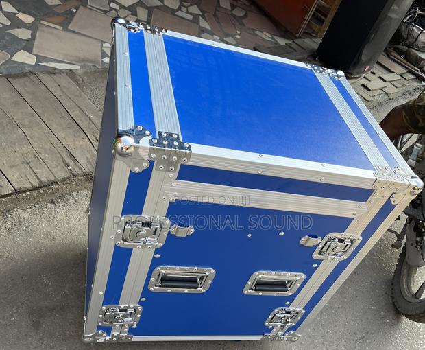 Amp Rack 14u 3doors(Blue) · Photo 2