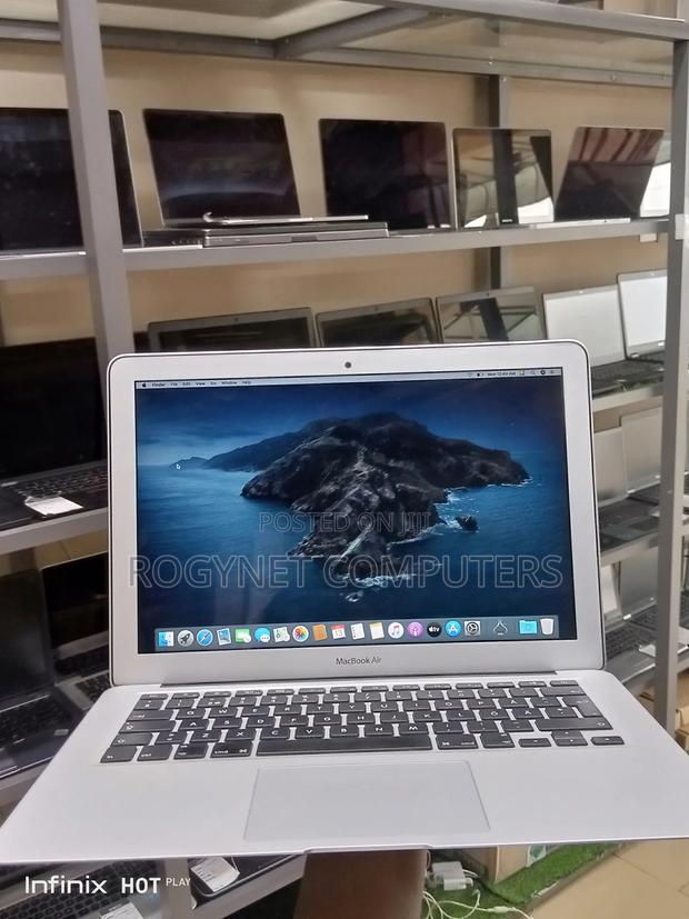 Laptop Apple MacBook Air 2017 8GB Intel Core i7 SSD 256GB · Photo 3