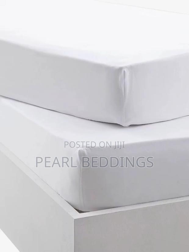 Premium Quality Cotton Fitted White Bedsheet Set Available · Photo 6