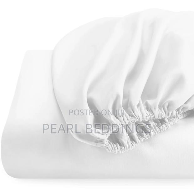Premium Quality Cotton Fitted White Bedsheet Set Available · Photo 7