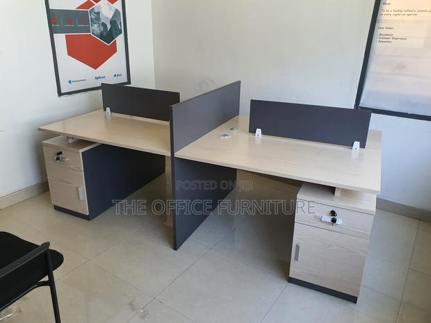Four(4in1) Office Cubicle · Photo 1