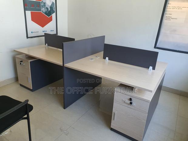 Four(4in1) Office Cubicle · Photo 2