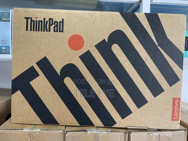 New Laptop Lenovo Thinkpad E16 G1 8GB Intel Core I5 SSD 512GB · Photo 2