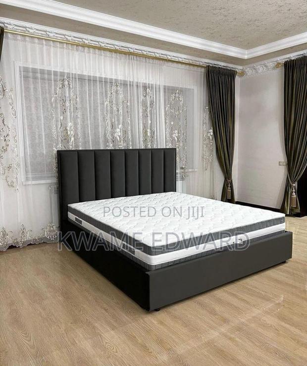 Turkeys Queen Size Bed With Mattress · Photo 1