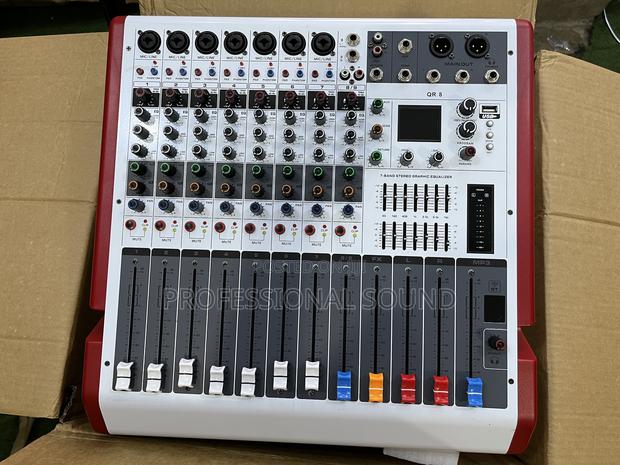 Qr8 Power Mixer · Photo 2