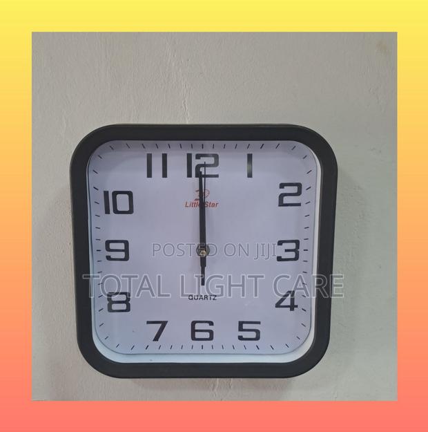 Littlestar Analog Clock · Photo 1