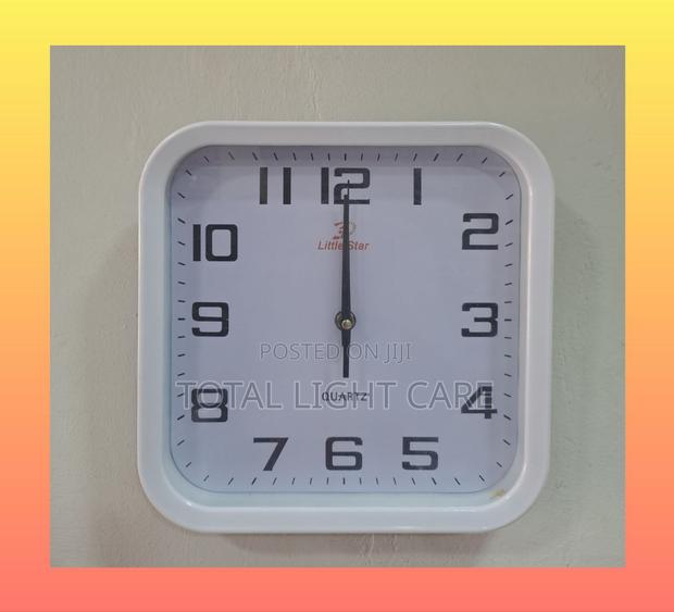 Littlestar Analog Clock · Photo 2