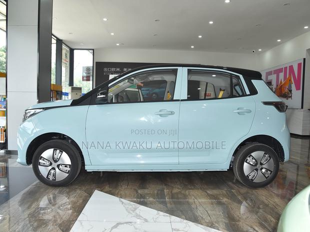 Car 2022 Blue · Photo 4