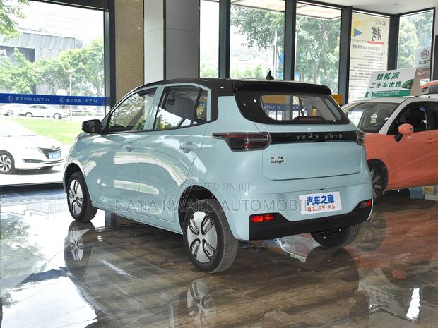 Car 2022 Blue · Photo 5