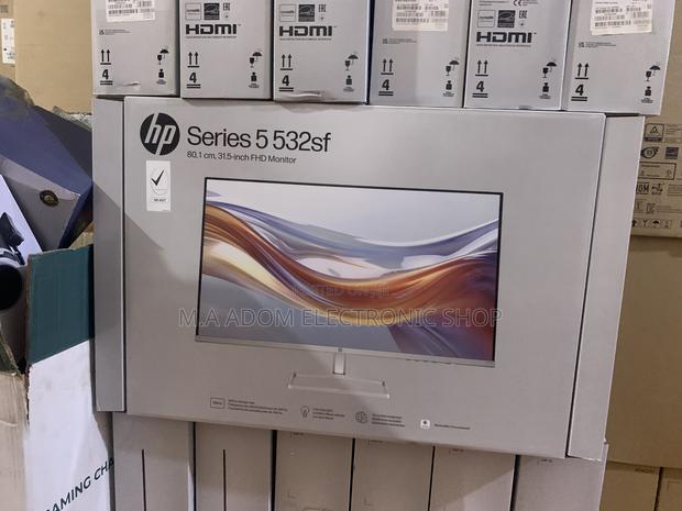 Hp 32” Monitor · Photo 1