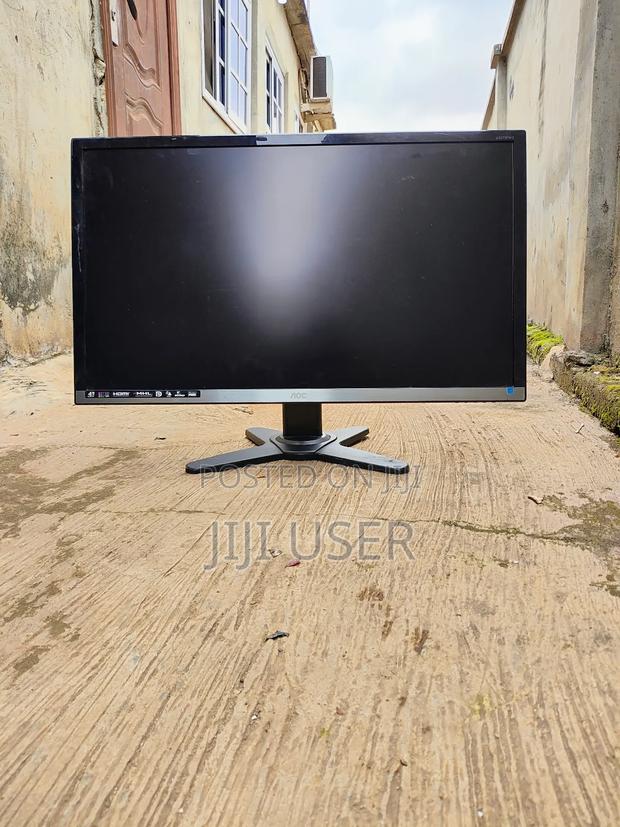 32inchs Aoc Uhd Monitor 60hz Inbuilt Speakers · Photo 2