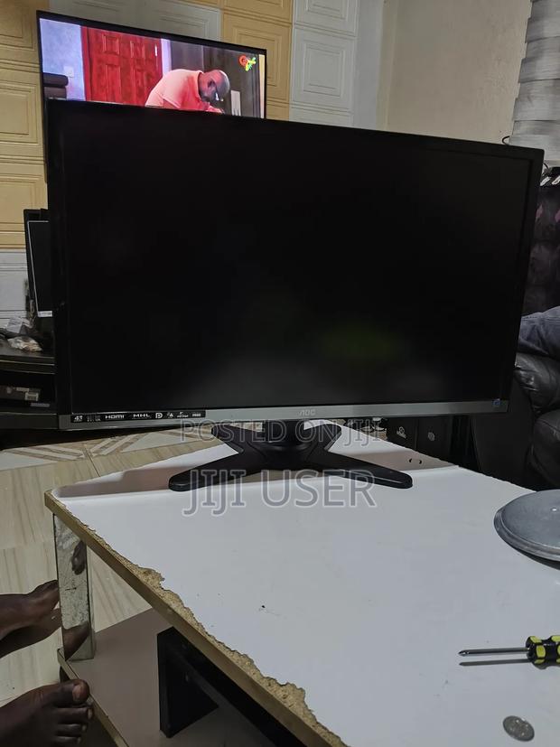 32inchs Aoc Uhd Monitor 60hz Inbuilt Speakers · Photo 3