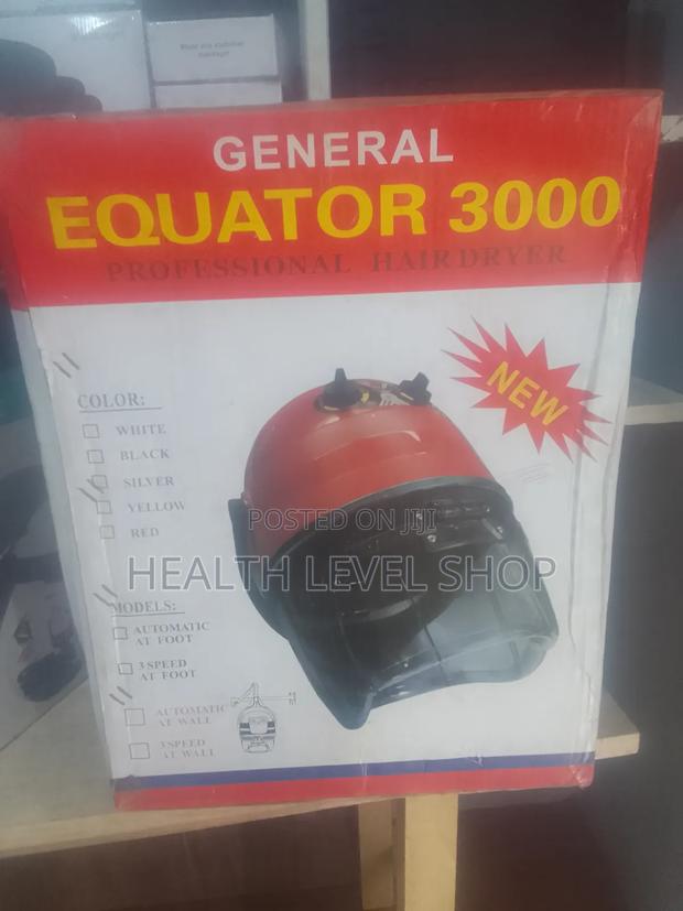 Standing Hair Dryer · Photo 1