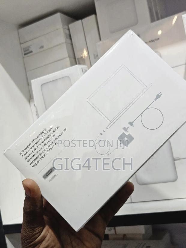 60w Magsafe 2 Macbook Air and Macbook Pro Charger · Photo 2