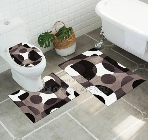 3 Pieces Bathroom Set · Photo 2