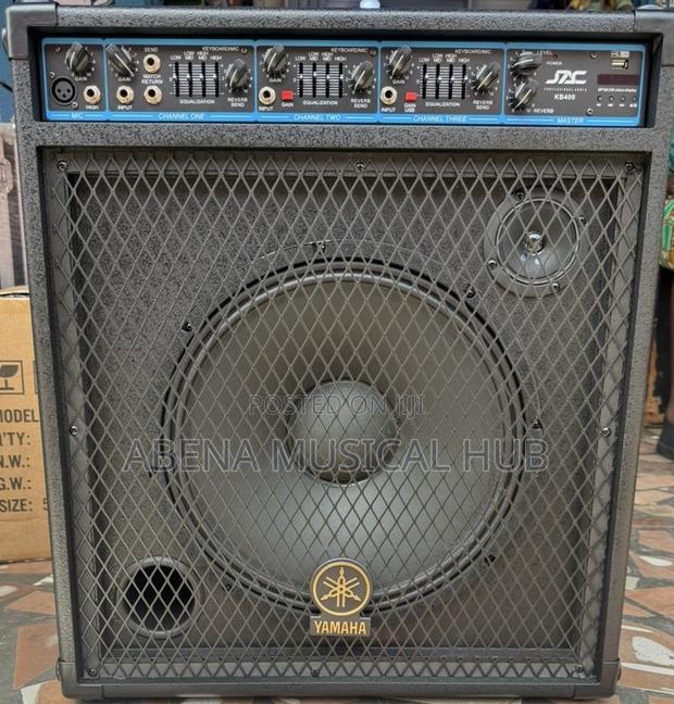 Yamaha Ba500 Bass Combo · Photo 1