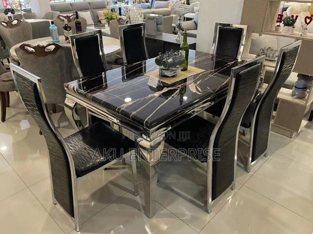 Marble Dinning Table With 6 Chairs · Photo 1