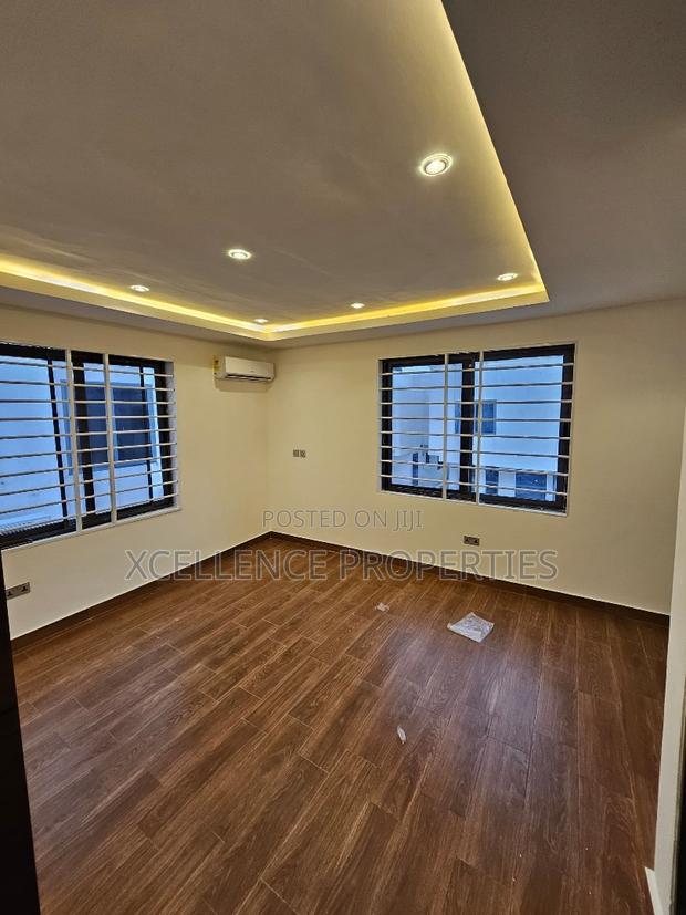2bdrm Duplex in Xcellence Properties, School Junction for rent · Photo 6