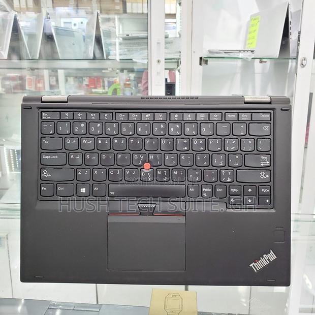 Laptop Lenovo ThinkPad Yoga 370 8GB Intel Core I5 SSD 256GB · Photo 1