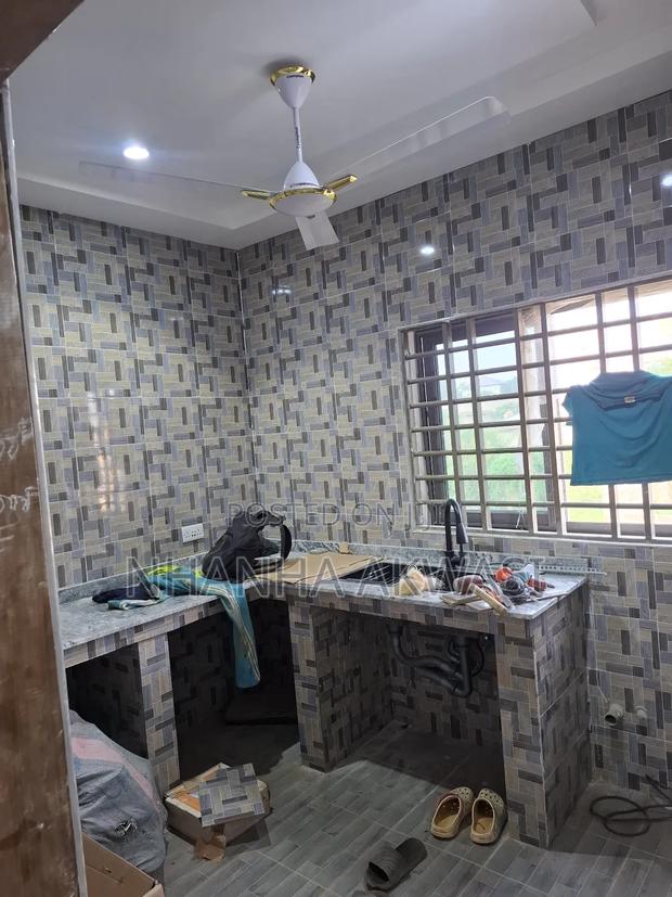 2bdrm Apartment in Community 24, Asuogyaman for rent · Photo 3