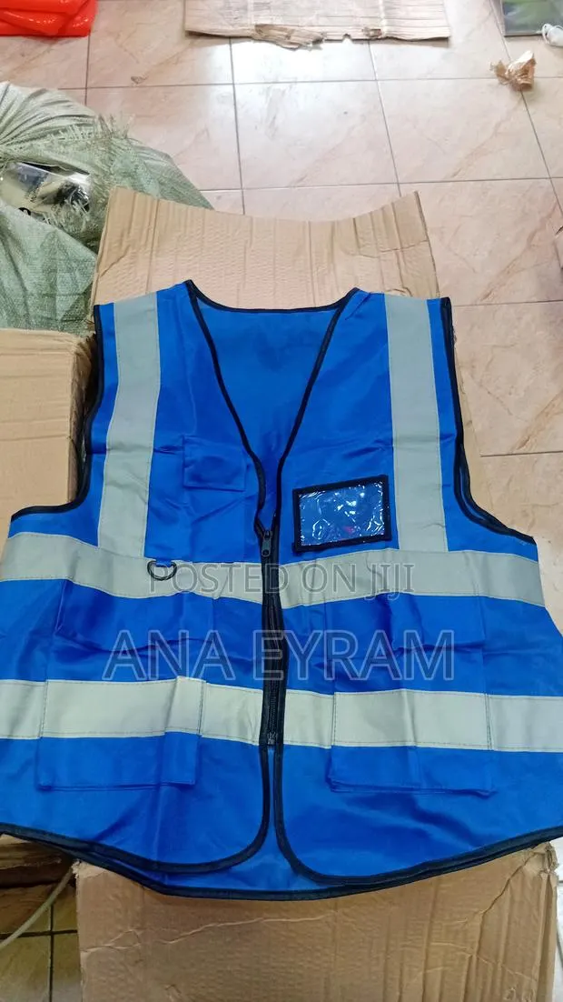 Blue Reflective Vest Zip · Photo 1