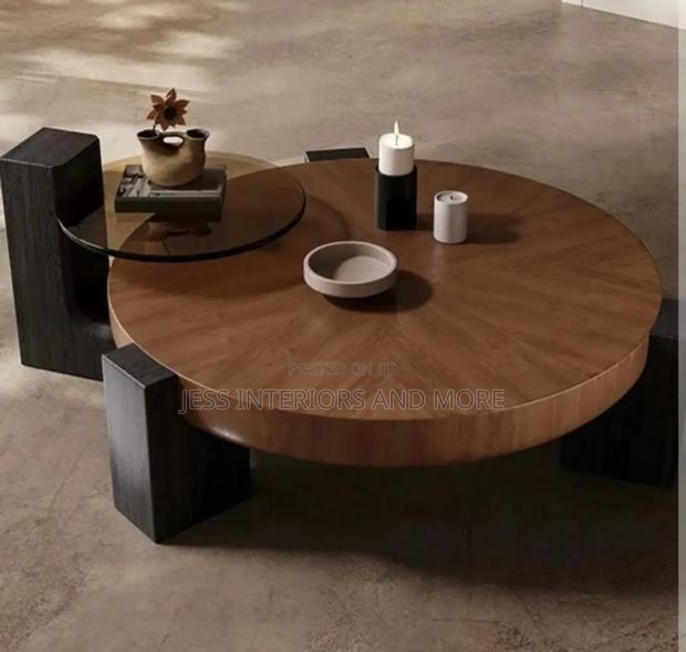 Center Table (Guernsey) · Photo 3