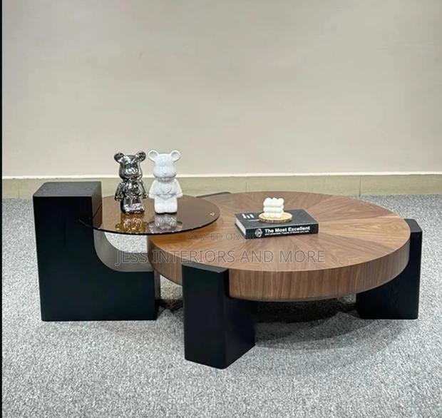 Center Table (Guernsey) · Photo 1