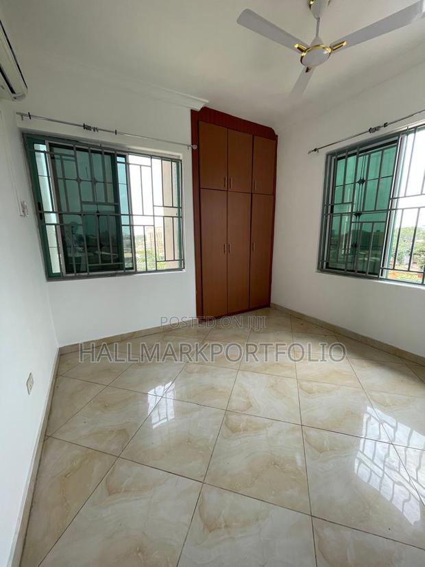 3bdrm Apartment in Upsa Area, East Legon for rent · Photo 4