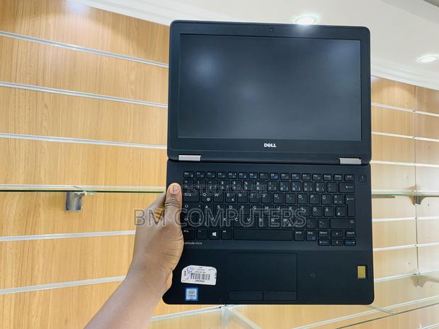 Laptop Dell Latitude 12 E7270 8GB Intel Core i5 SSD 256GB · Photo 2