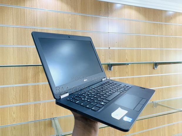 Laptop Dell Latitude 12 E7270 8GB Intel Core i5 SSD 256GB · Photo 4