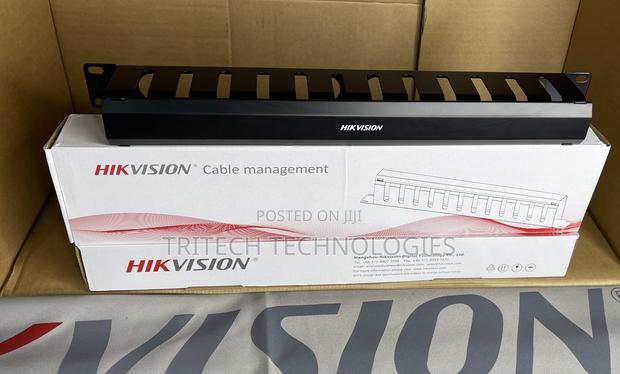 Hikvision 1u 12-Slot Cable Management Ds-1cm1u12 · Photo 1