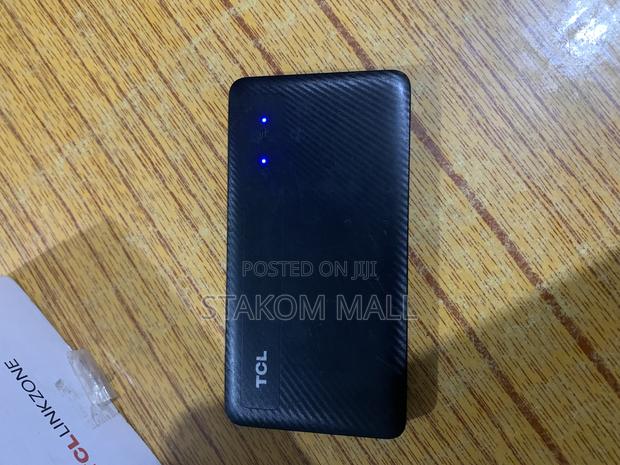 TCL Universal Mobile Mifi · Photo 3