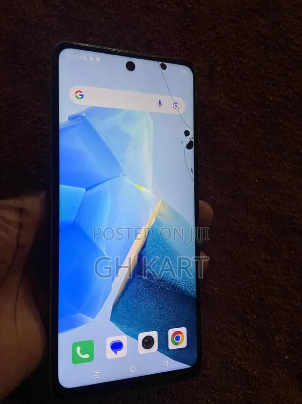 Infinix Hot 30 256 GB White · Photo 1