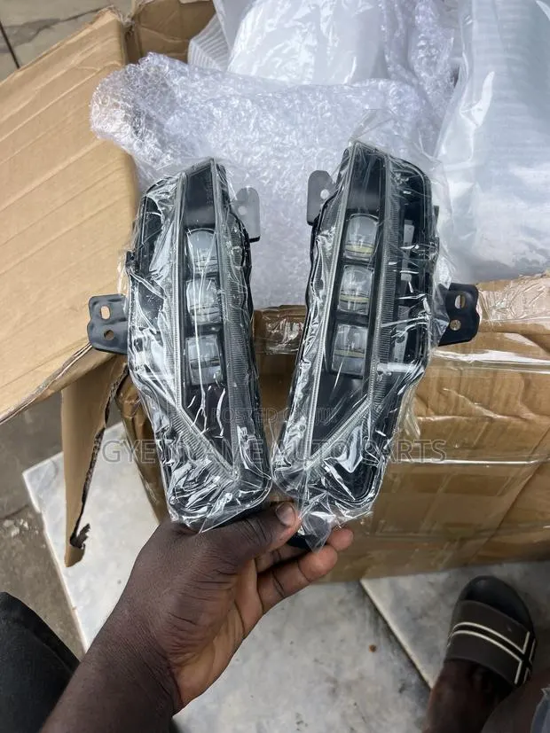 Honda Acura RDX Fog Light / Fog Lamp · Photo 1