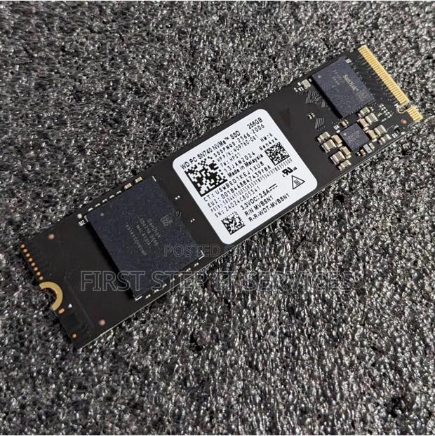 256gb Nvme SSD · Photo 1