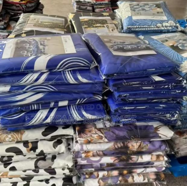 Premium Quality Cotton 5pcs Bedsheet Set Available In Colors · Photo 2