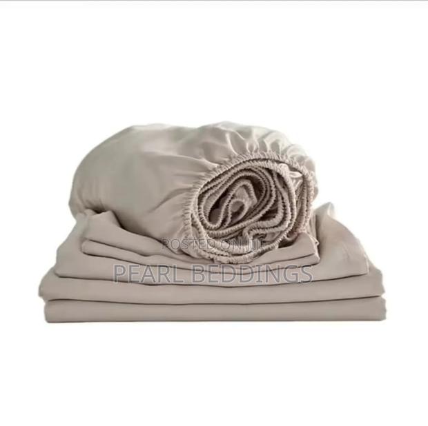 Premium Luxurious 100% Quality Plain Cotton Bedsheets Set · Photo 2