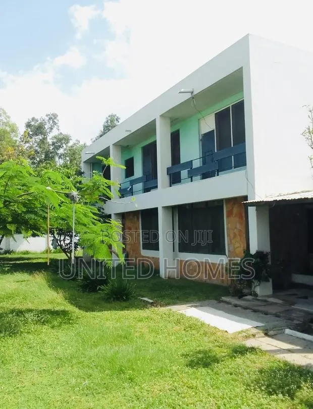 5bdrm House in Tema Metropolitan for rent · Photo 1