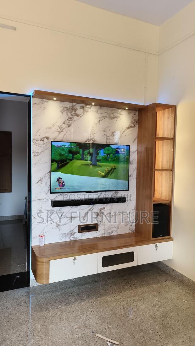 Dock Wall Unit · Photo 1