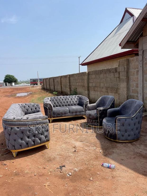Set of Accent Sofa · Photo 1