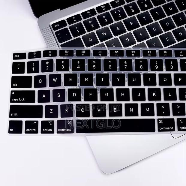 Macbook Keyboard Protectors · Photo 2